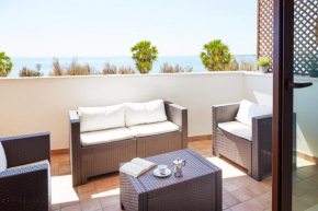  Aura CaseSicule, only for Sea View Lovers, Modern Style Apartment in City Center, Wi-Fi  Поццалло
